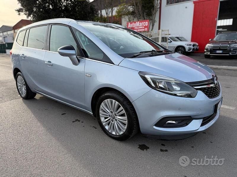 Usata Opel Zafira Innovation 150 CV (110 kW) 2017 Blu Monovolume