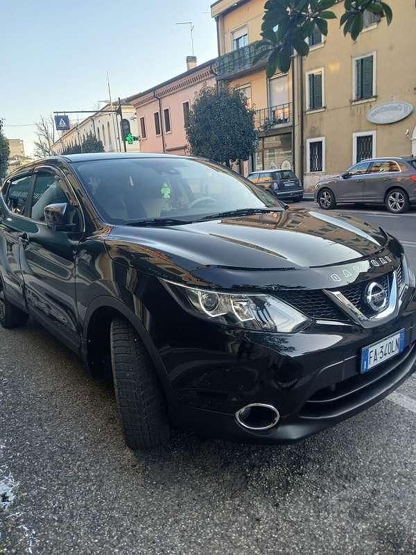 Usata Nissan Qashqai Tekna 110 CV (80 kW) 2015 SUV