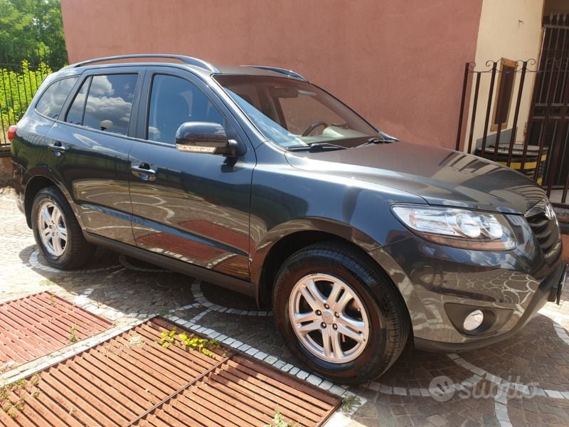 Usata Hyundai Santa Fe Comfort 197 CV (144 kW) 2011 Grigio SUV