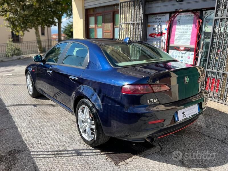 Usata Alfa Romeo 159 150 CV (110 kW) 2006 Blu Berlina