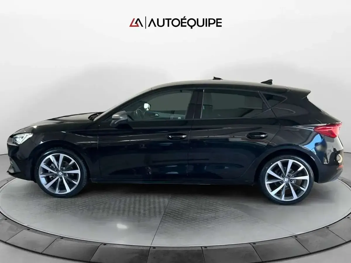 Usata Seat Leon FR 150 CV (110 kW) 2024 Nero Berlina
