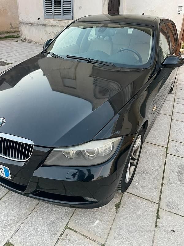 Usata BMW 320 177 CV (130 kW) 2008 Nero Station wagon