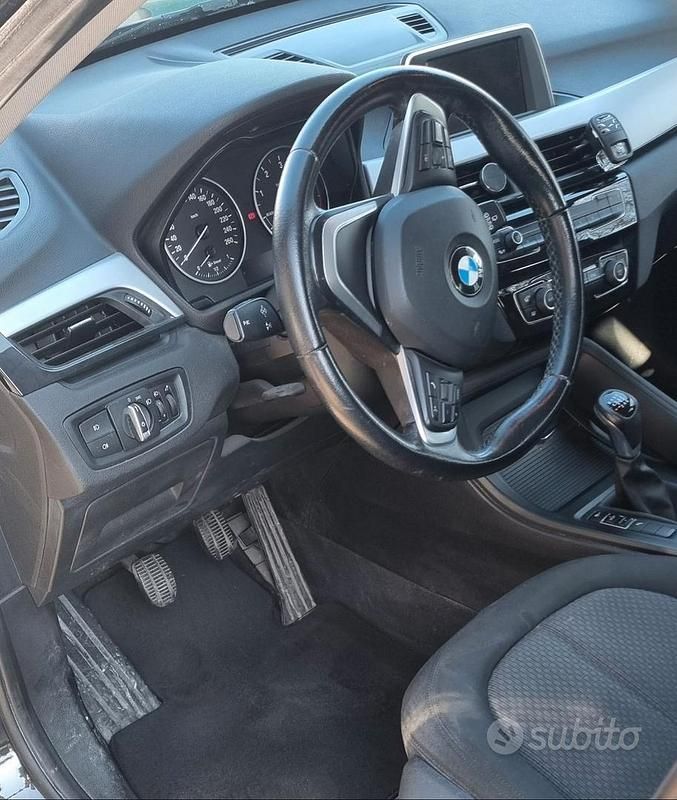 Usata BMW X1 Advantage 150 CV (110 kW) 2017 Nero SUV