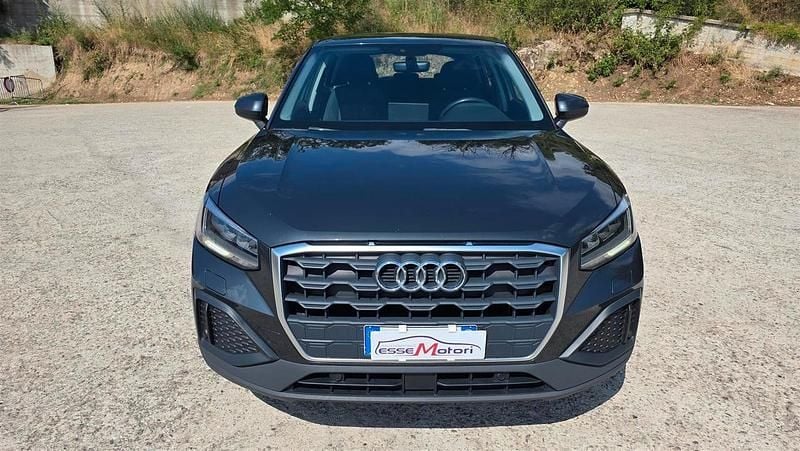 Usata Audi Q2 Business 115 CV (84 kW) 2021 Grigio SUV