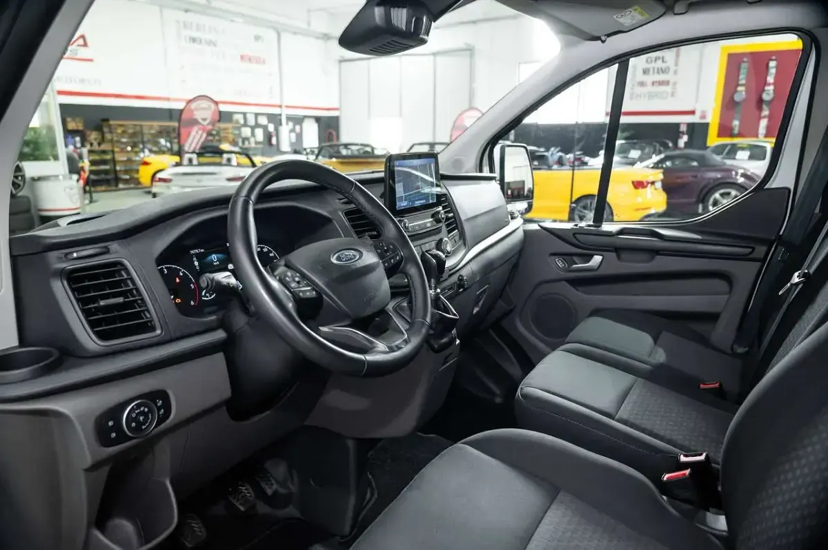 Usata Ford Transit Custom Trend 131 CV (96 kW) 2022 Bianco Furgone