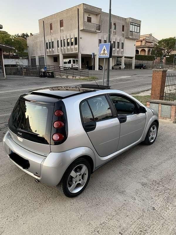 Usata Smart ForFour Passion 95 CV (69 kW) 2004 Utilitaria