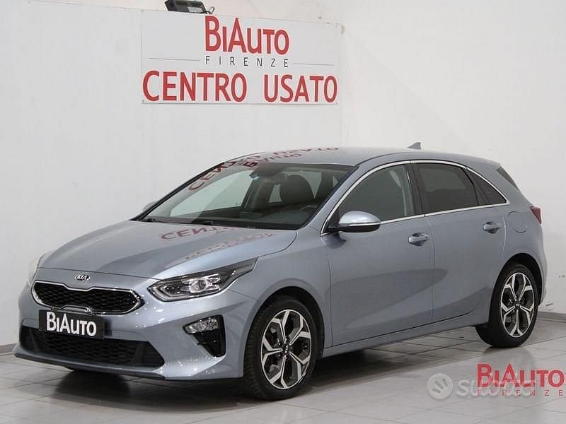 Usata Kia Ceed 136 CV (100 kW) 2019 Blu Utilitaria