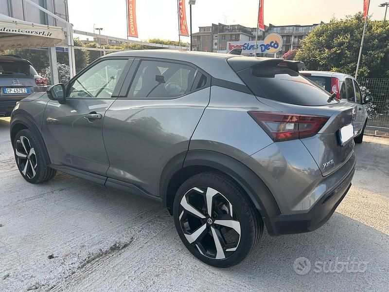 Usata Nissan Juke Tekna 114 CV (83 kW) 2021 Grigio SUV