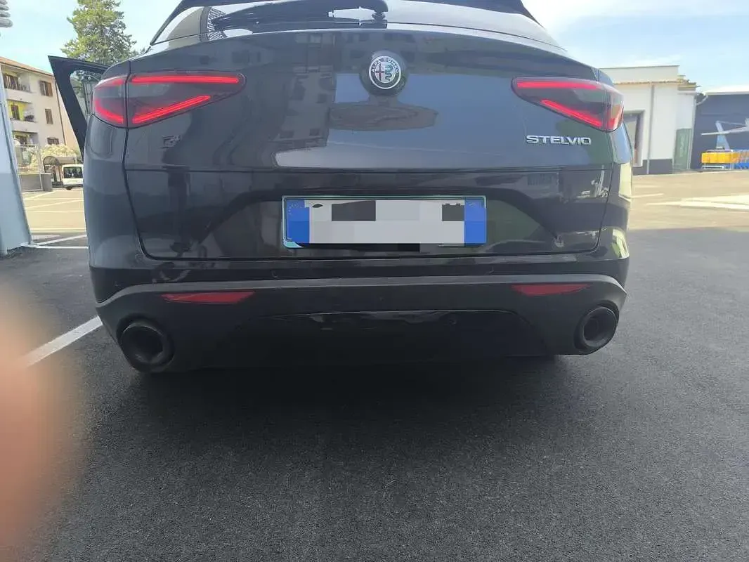 Usata Alfa Romeo Stelvio Super 160 CV (117 kW) 2021 SUV