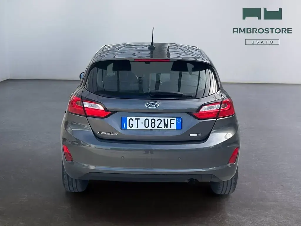 Usata Ford Fiesta Titanium 125 CV (91 kW) 2024 Magnetic grey Berlina