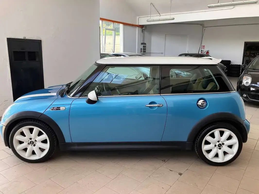 Usata Mini Cooper S 170 CV (125 kW) 2004 Blu/azzurro Utilitaria