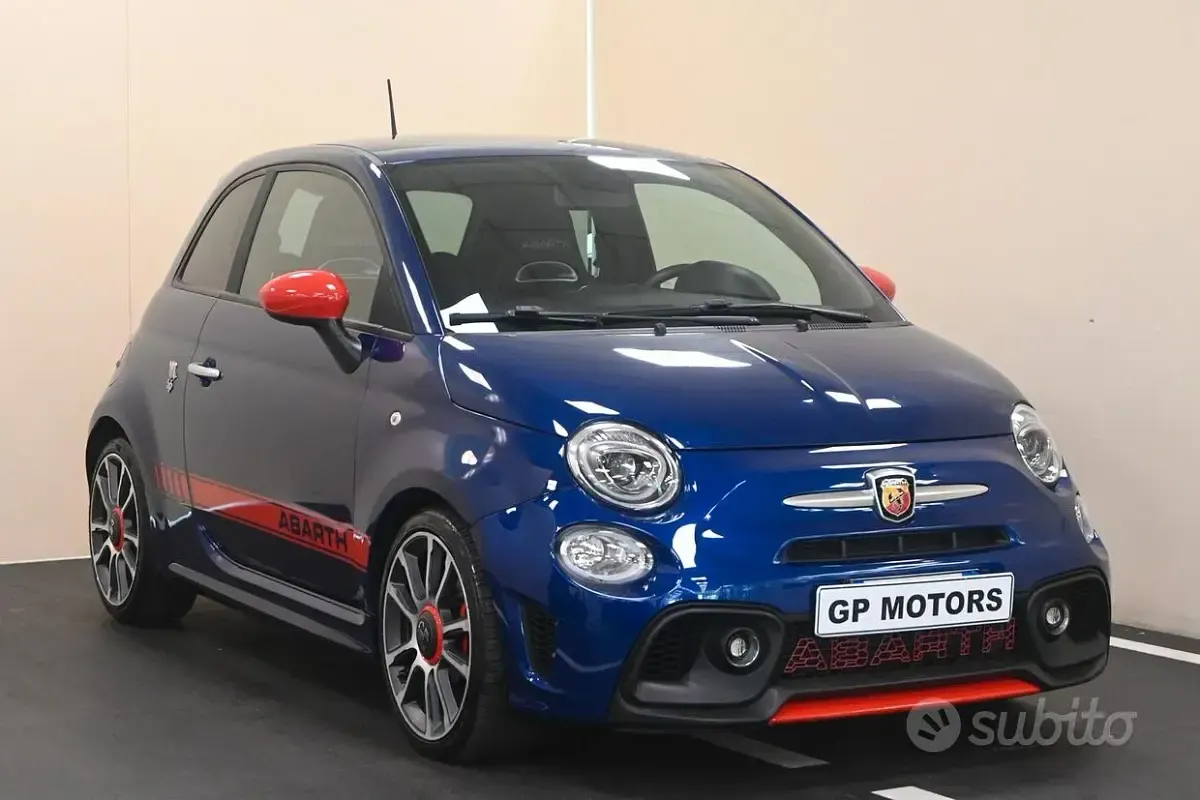 Usata Abarth 595 Turismo 165 CV (121 kW) 2021 Blu/azzurro Utilitaria