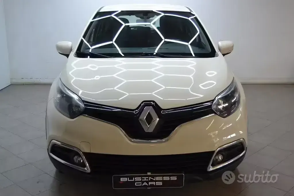 Occasion Renault Captur 90 ch (66 kW) 2015 Beige SUV