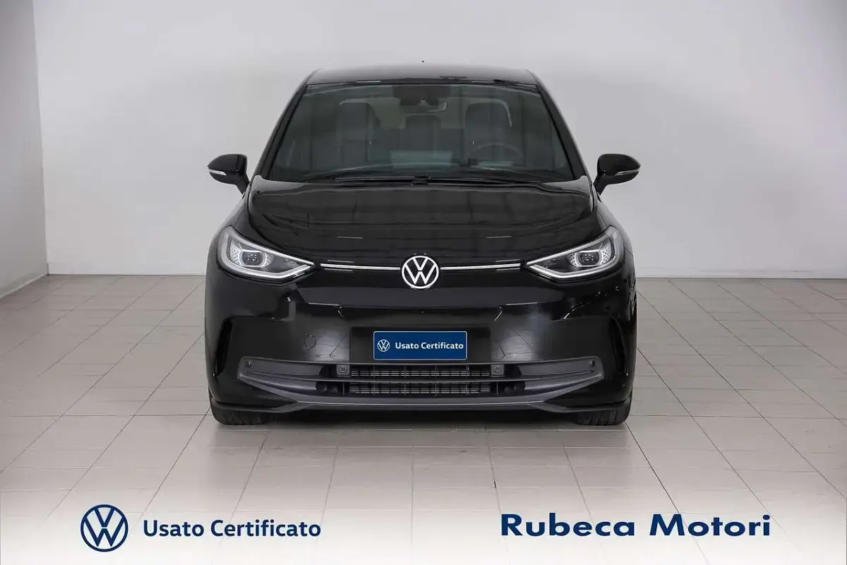 Ny VW ID.3 Pro 150 kW (204 HK) 2025 Svart Halvkombi