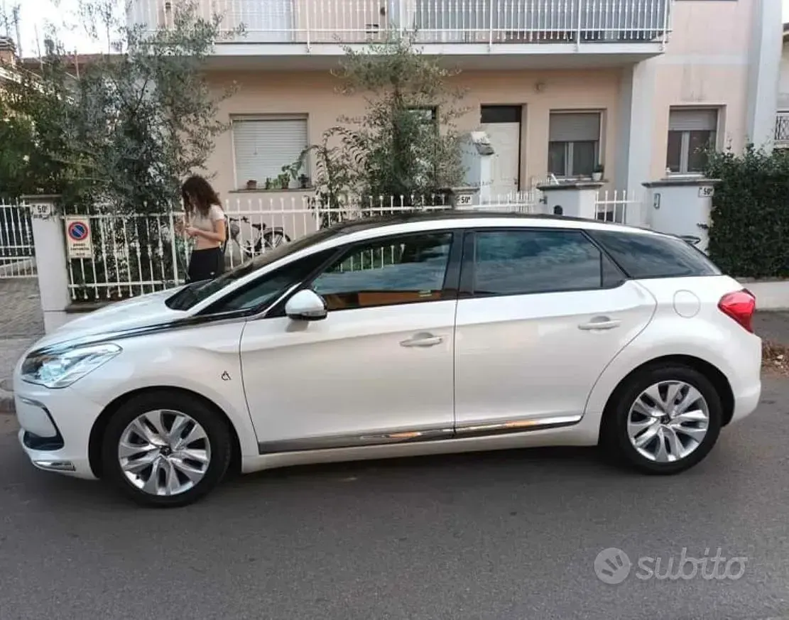Usata Citroën DS5 114 CV (83 kW) 2014 Bianco Utilitaria