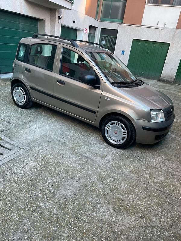 Marrone Usata 2007 Fiat Panda Tre volumi | 2950 € - Immagine 1/4