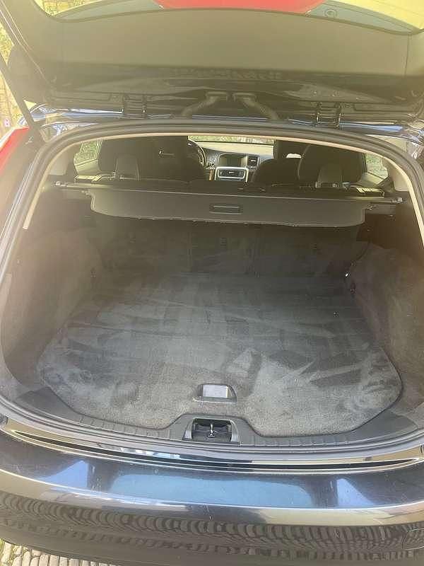 Usata Volvo V60 Kinetic 114 CV (83 kW) 2013 Nero Station wagon