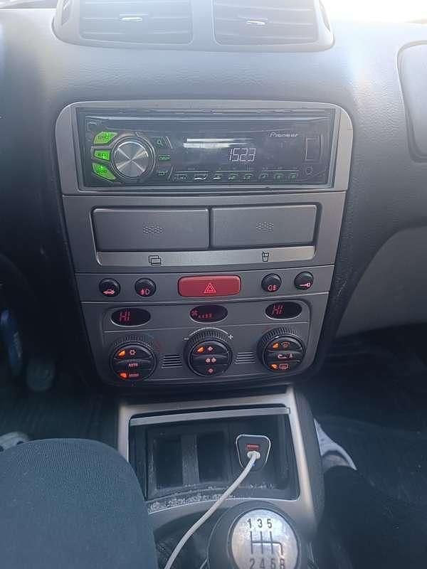 Usata Alfa Romeo GT Distinctive 150 CV (110 kW) 2011 Coupé