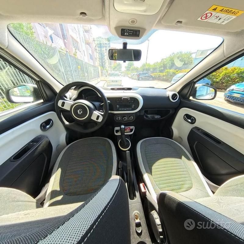 Usata Renault Twingo 65 CV (47 kW) 2018 Utilitaria