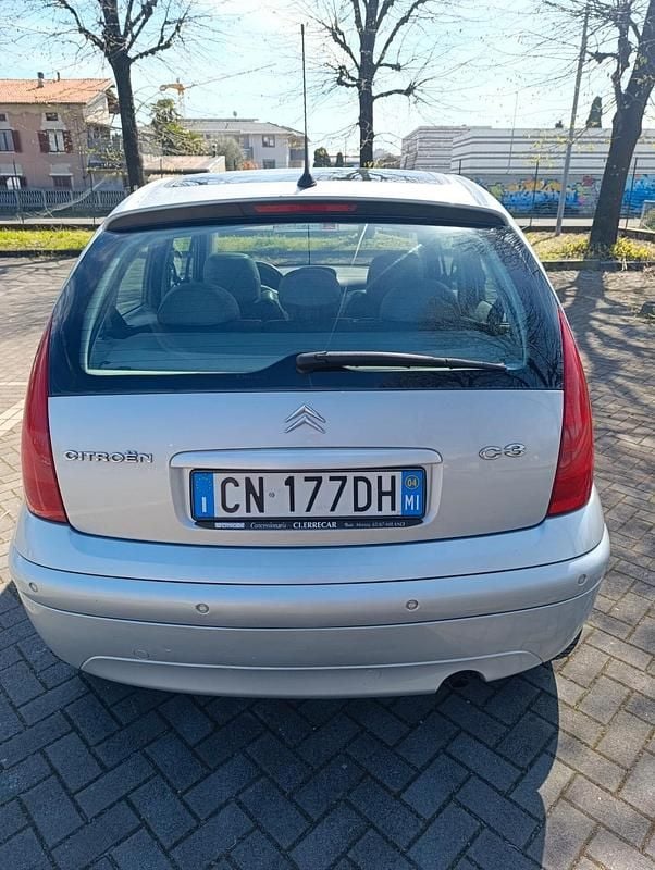 Usata Citroën C3 Exclusive 73 CV (53 kW) 2004 Argento Berlina