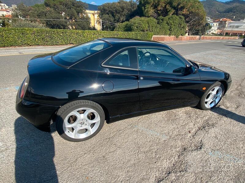 Usato 1998 Alfa Romeo GTV 2.0 Benzin (8.900 €)