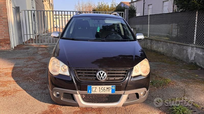 Usata VW Polo Cross 100 CV (73 kW) 2006 Nero Utilitaria