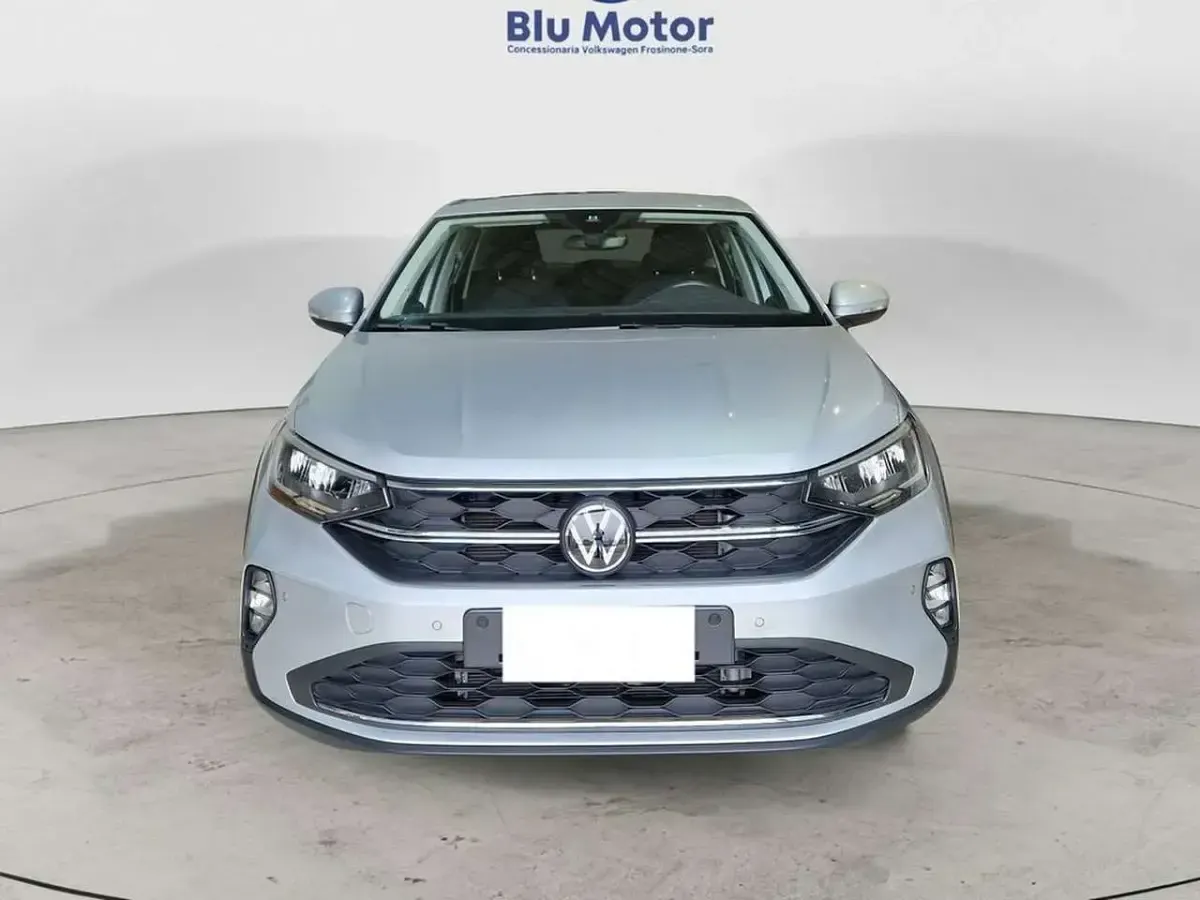 Usata VW Taigo Life 116 CV (85 kW) 2024 Reflex silver metallizzato SUV