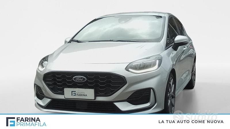 Grigio Usata 2022 Ford Fiesta Tre volumi | 11.400 € (Buon prezzo) - Immagine 1/4