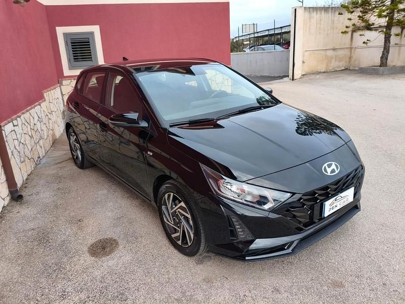 Usata Hyundai i20 100 CV (73 kW) 2024 Nero Utilitaria
