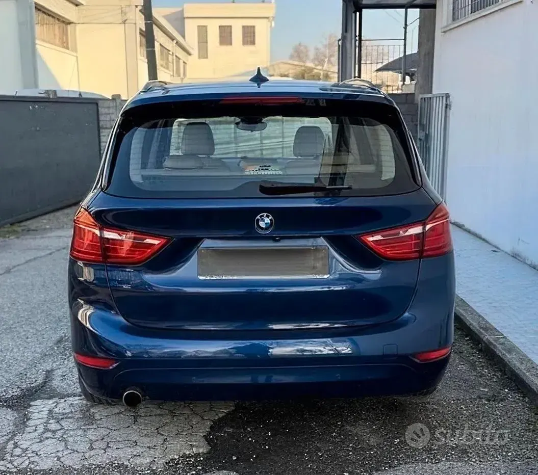 Usata BMW 218 Gran Tourer 150 CV (110 kW) 2015 Blu/azzurro Monovolume