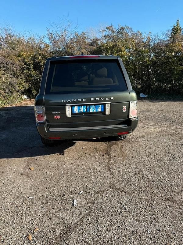 Usata Land Rover Range Rover Sport Vogue 163 CV (119 kW) 2008 Verde SUV