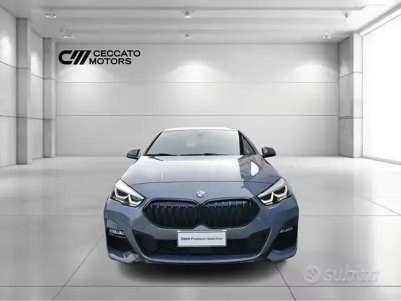 Usado BMW 218 M Sport 150 HP (110 kW) 2022 Cinzento Coupé