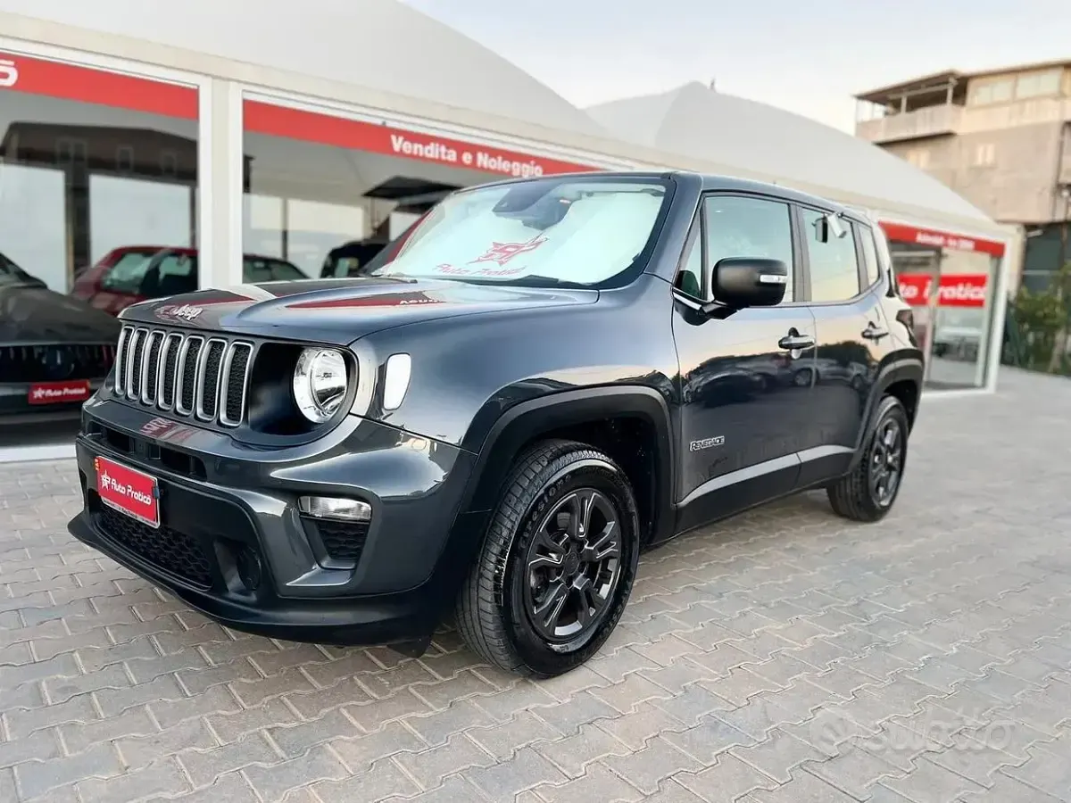 Usata Jeep Renegade Longitude 131 CV (96 kW) 2023 Grigio SUV