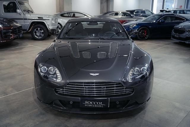 Usata Aston Martin Vantage 517 CV (380 kW) 2011 Grigio Coupé