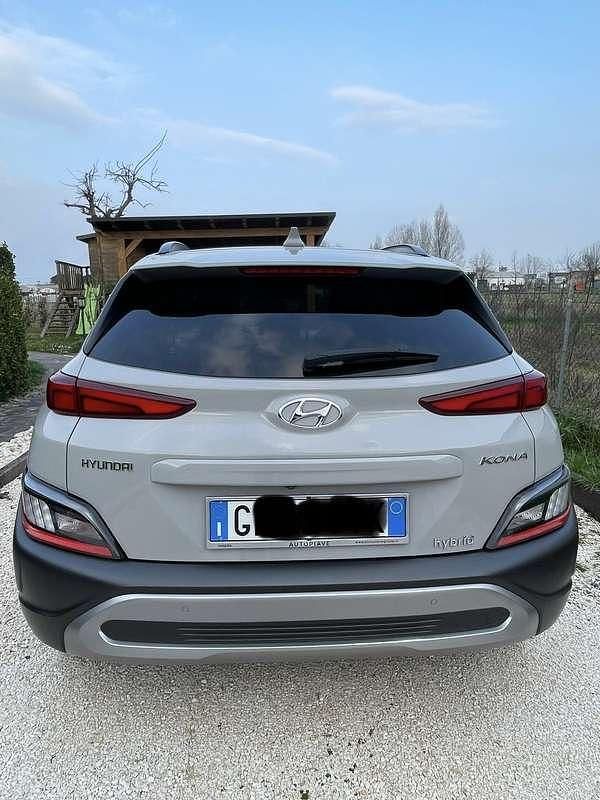 Usata Hyundai Kona XPrime 105 CV (77 kW) 2021 Grigio SUV