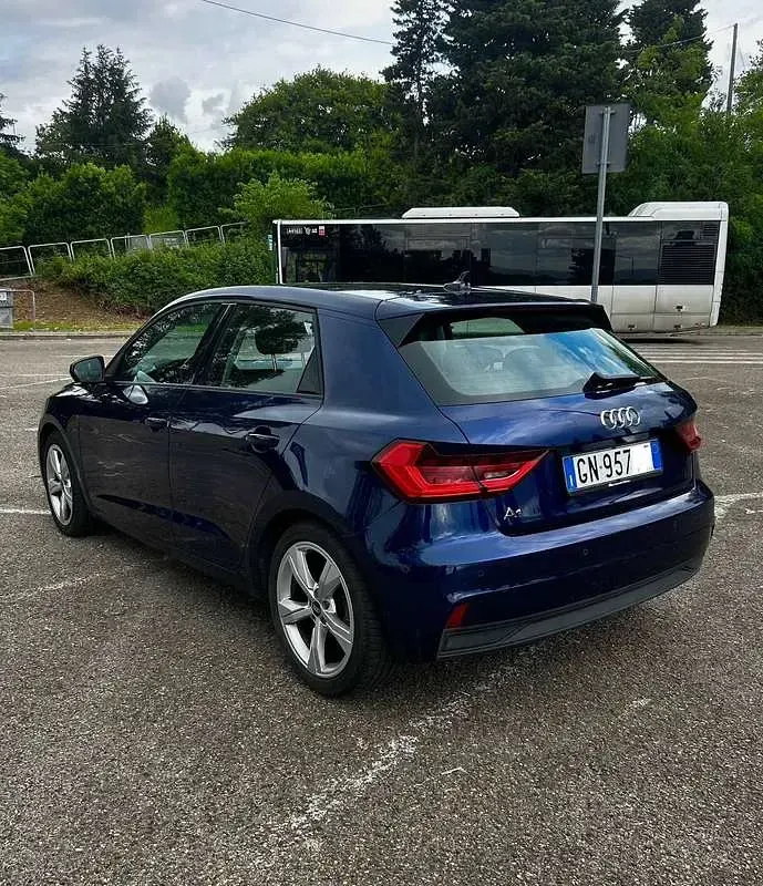 Usata Audi A1 Sportback Ambiente 150 CV (110 kW) 2023 Blu Utilitaria