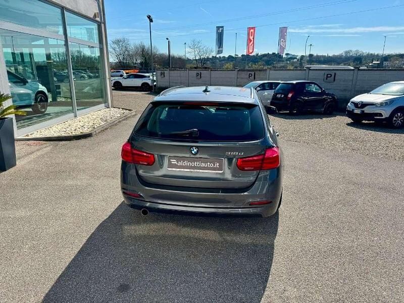 Usata BMW 318 Advantage 150 CV (110 kW) 2016 Grigio Station wagon