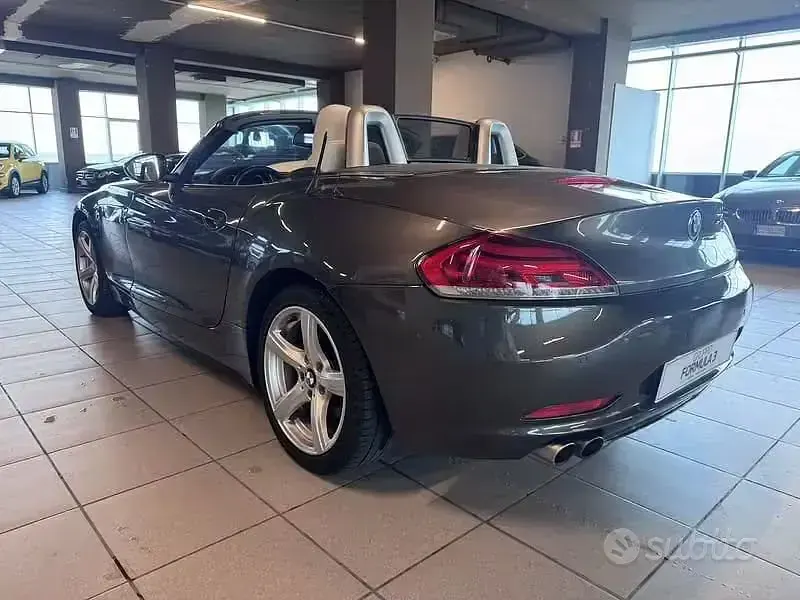 Usata BMW Z4 204 CV (150 kW) 2010 Marrone Cabrio