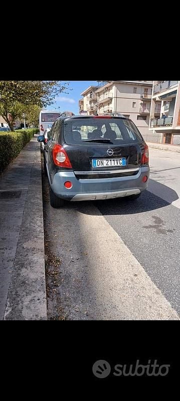 Nero Usata 2009 Opel Antara SUV | 4000 € (Ottimo prezzo) - Immagine 1/3