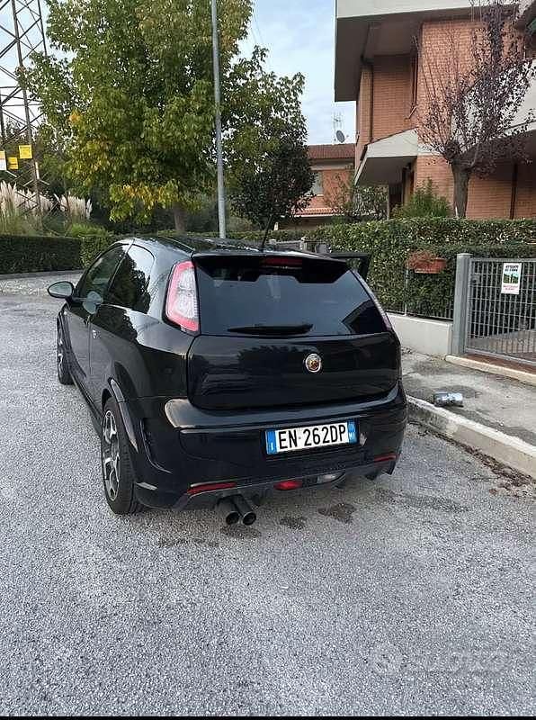 Usata Abarth Punto Evo 165 CV (121 kW) 2012 Nero Utilitaria