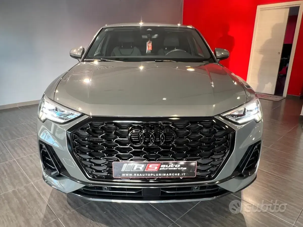 Usata Audi Q3 S-Line 150 CV (110 kW) 2024 Grigio SUV