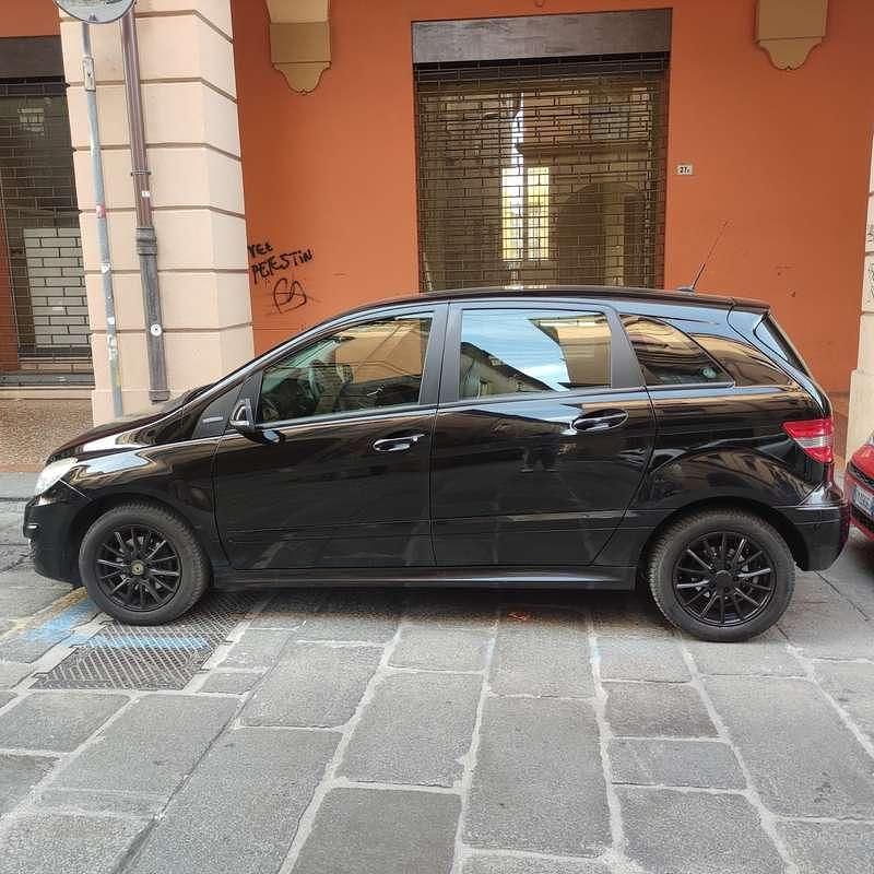 Usata Mercedes B180 Premium 116 CV (85 kW) 2011 Monovolume