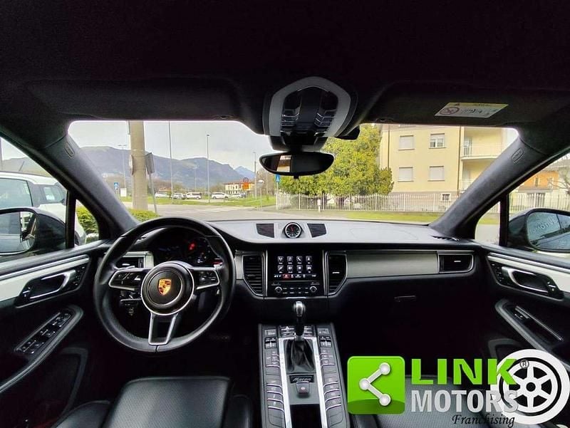 Usata Porsche Macan Turbo Performance Package 441 CV (324 kW) 2017 Nero SUV