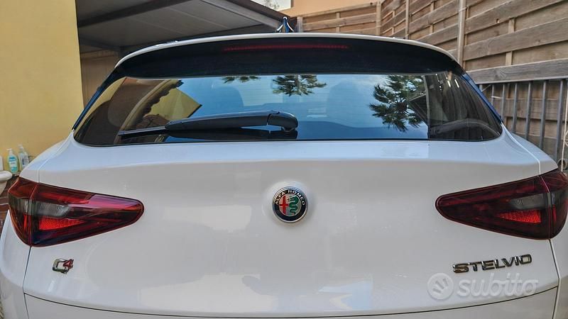 Usata Alfa Romeo Stelvio 180 CV (132 kW) 2018 Bianco SUV