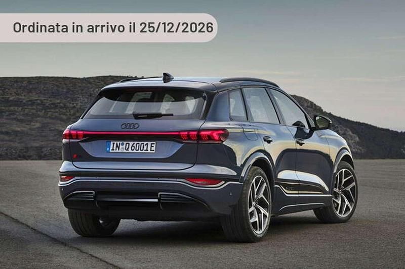 Nuova Audi Q6 e-tron S-Line 119 kW (163 CV) 2026 Argento SUV