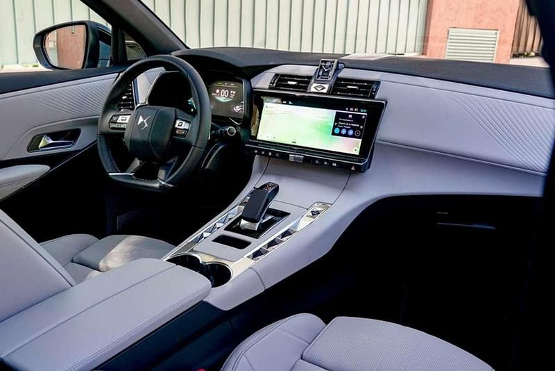 Usata DS Automobiles DS7 Crossback Opera 131 CV (96 kW) 2023 Grigio SUV