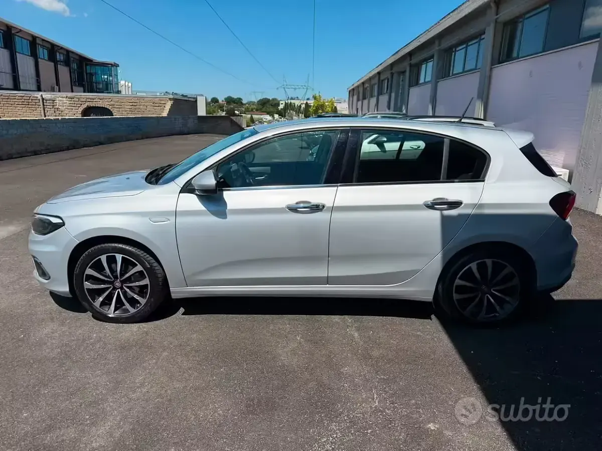 Usata Fiat Tipo Lounge 95 CV (69 kW) 2019 Grigio Berlina