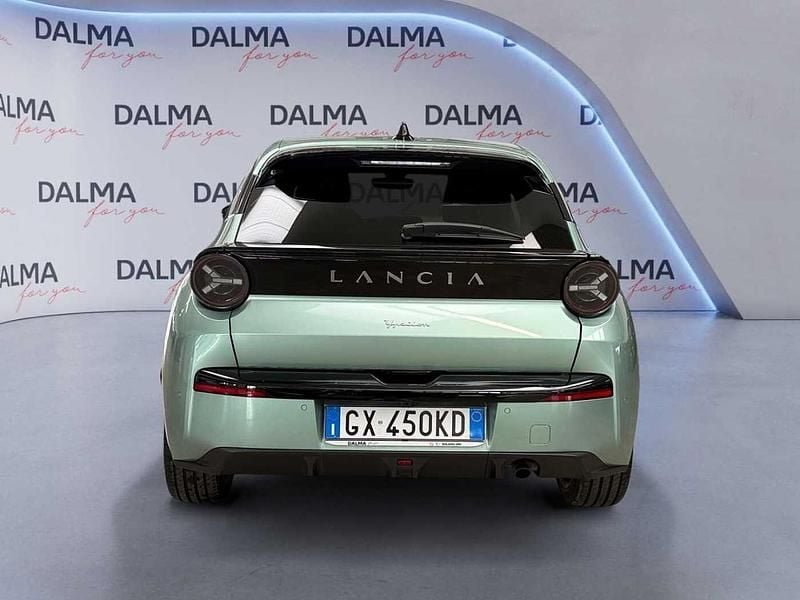 Usata Lancia Ypsilon 101 CV (74 kW) 2025 Verde rugiada Utilitaria