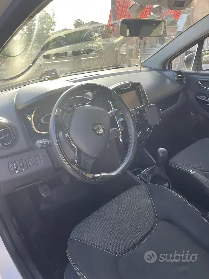 Usata Renault Clio 75 CV (55 kW) 2014 Bianco Utilitaria