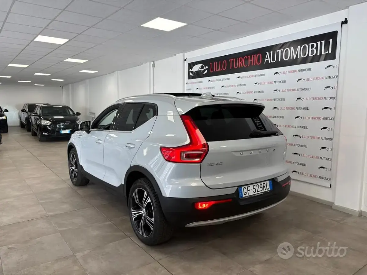 Usata Volvo XC40 Inscription 211 CV (155 kW) 2021 Grigio SUV